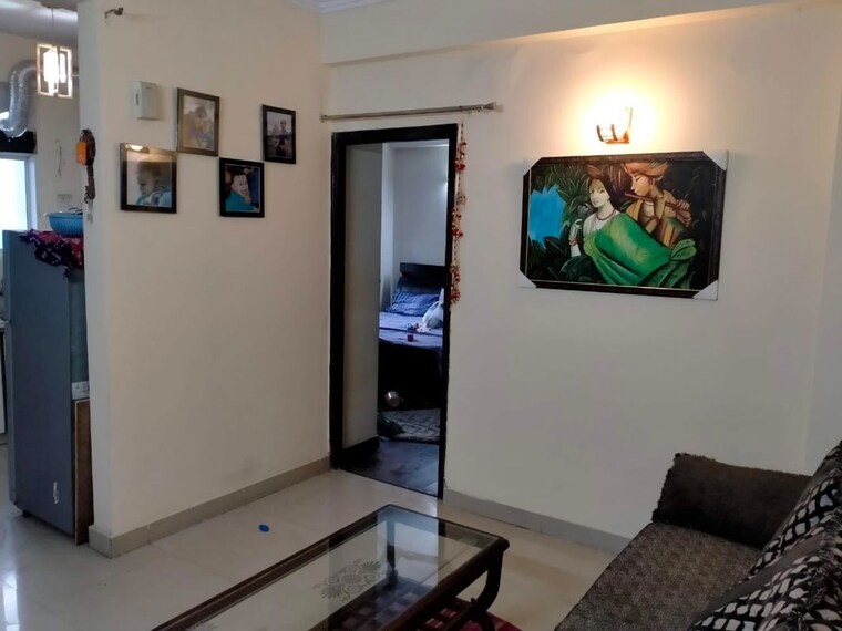 Living Room, gaur-grandeur 3 Bedroom 1739 Sq.Ft. Apartment In Sector 119 Noida 9816821