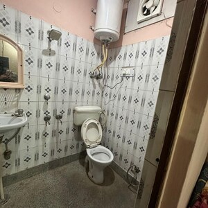Bathroom in 1 RK Builder Floor at Katwaria Sarai – for Rent