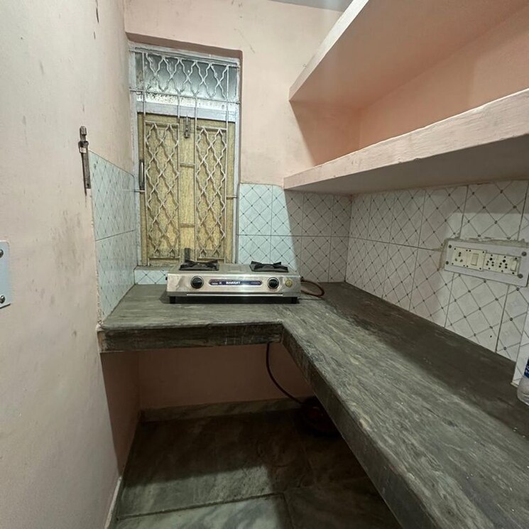 Kitchen, katwaria sarai 1 RK 250 Sq.Ft. Builder Floor In Katwaria Sarai Delhi 9816921