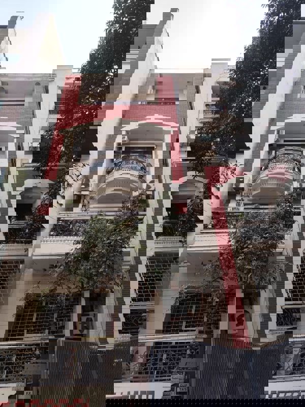 4 BHK + Pooja Room Builder Floor For Sale in Safdarjung Enclave