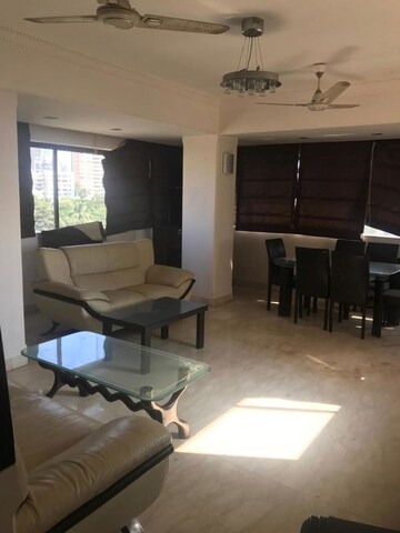 Master Bedroom in 3 BHK Apartment at Ashford Casa Grande, Lower Parel – for Rent