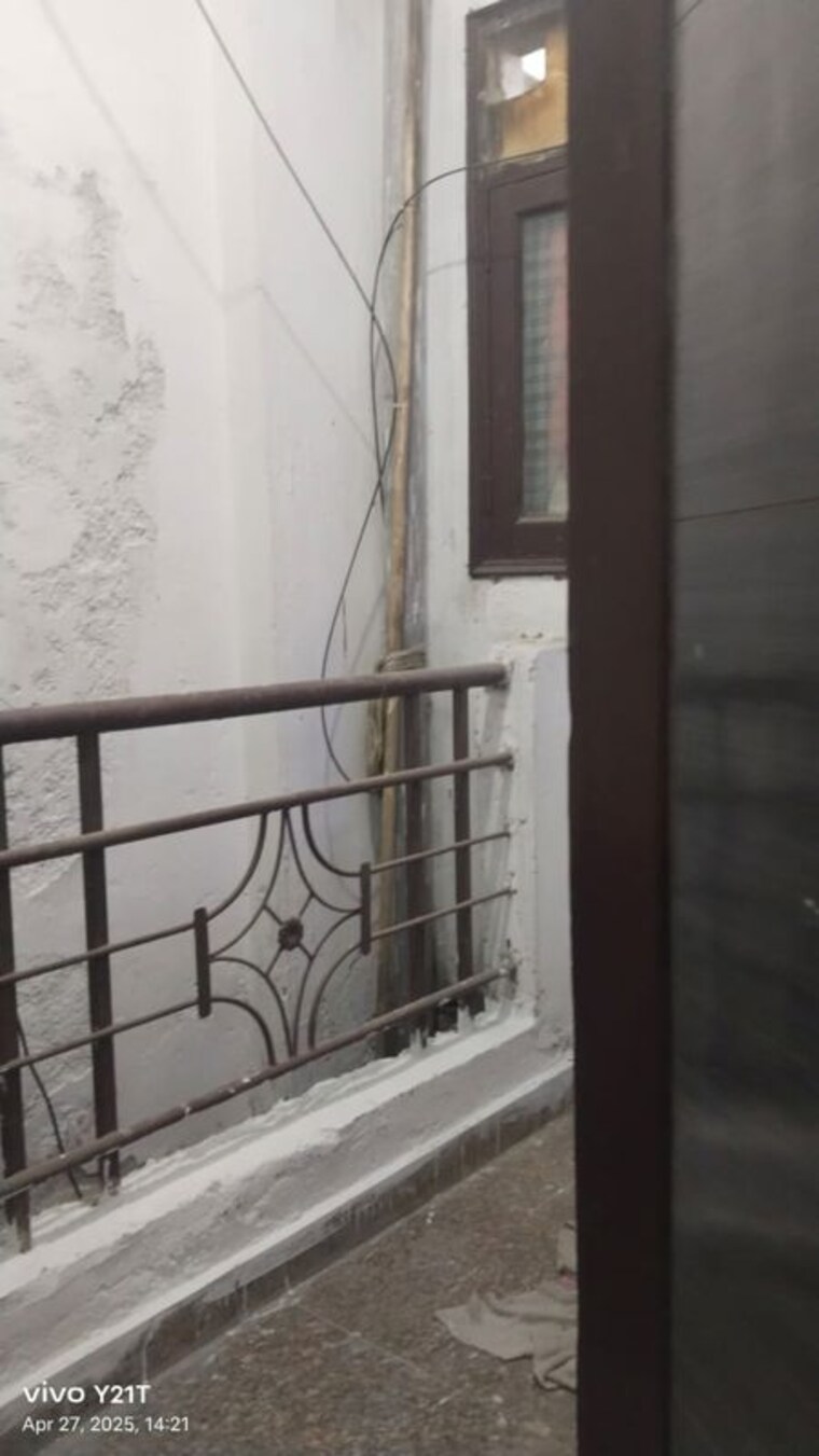 Balcony, saket 2 Bedroom 806 Sq.Ft. Builder Floor In Saket Delhi 9817111