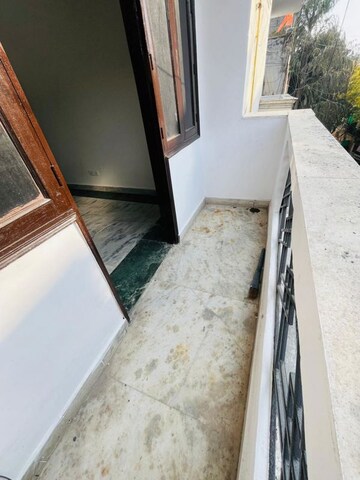 Balcony in 3 BHK Builder Floor at Saket – for Rent