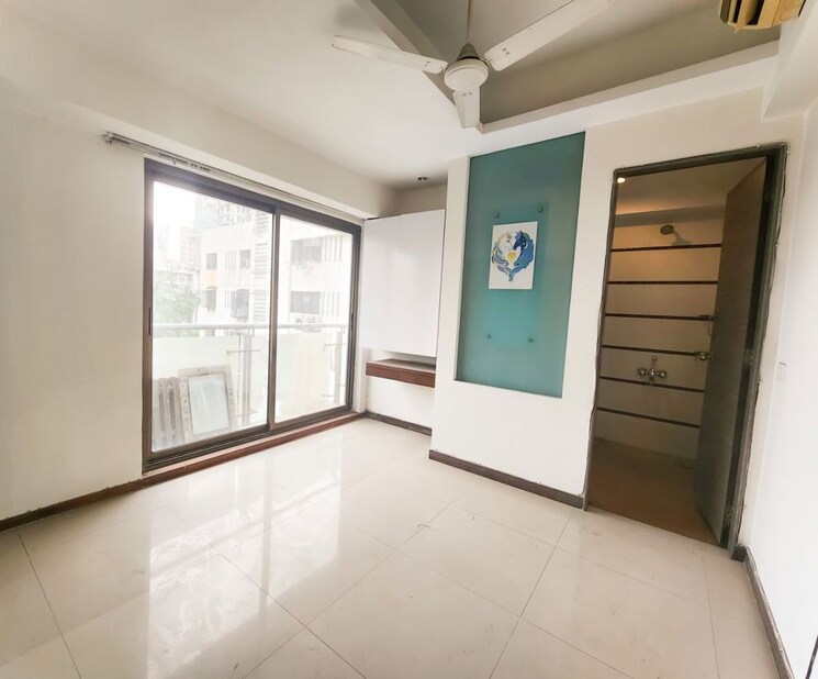 Room, l-amour-apartment 3 Bedroom 1500 Sq.Ft. Apartment In Bandra West Mumbai 9817209