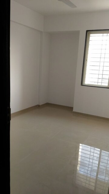 Room in 2 BHK Apartment at Dreams Wisteria, Pisoli – for Rent