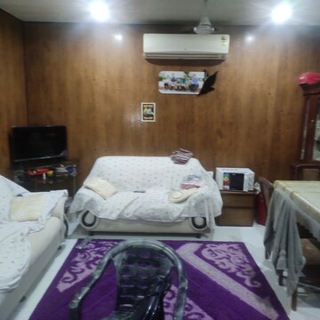 Bedroom in 2 BHK Builder Floor at East Of Kailash – for Rent