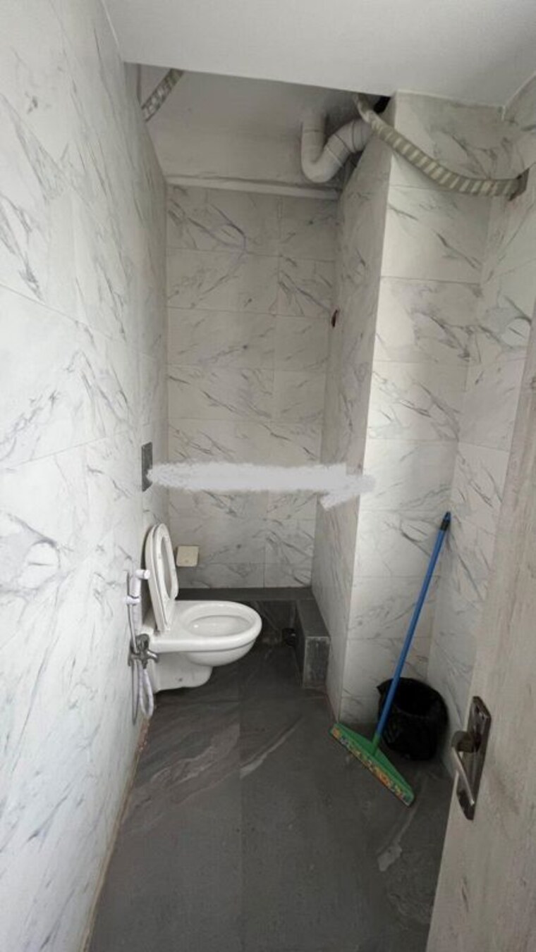 Bathroom, sector v Commercial Office Space 1000 Sq.Ft. In Sector V Kolkata 9817292