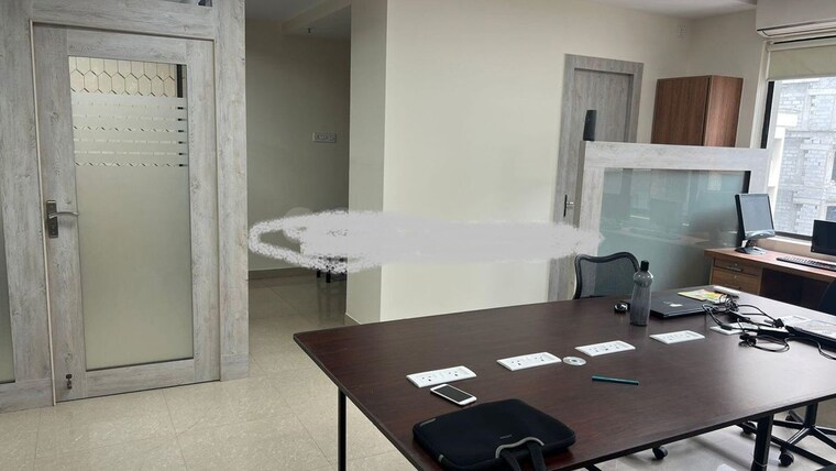 Team Area, sector v Commercial Office Space 1000 Sq.Ft. In Sector V Kolkata 9817292