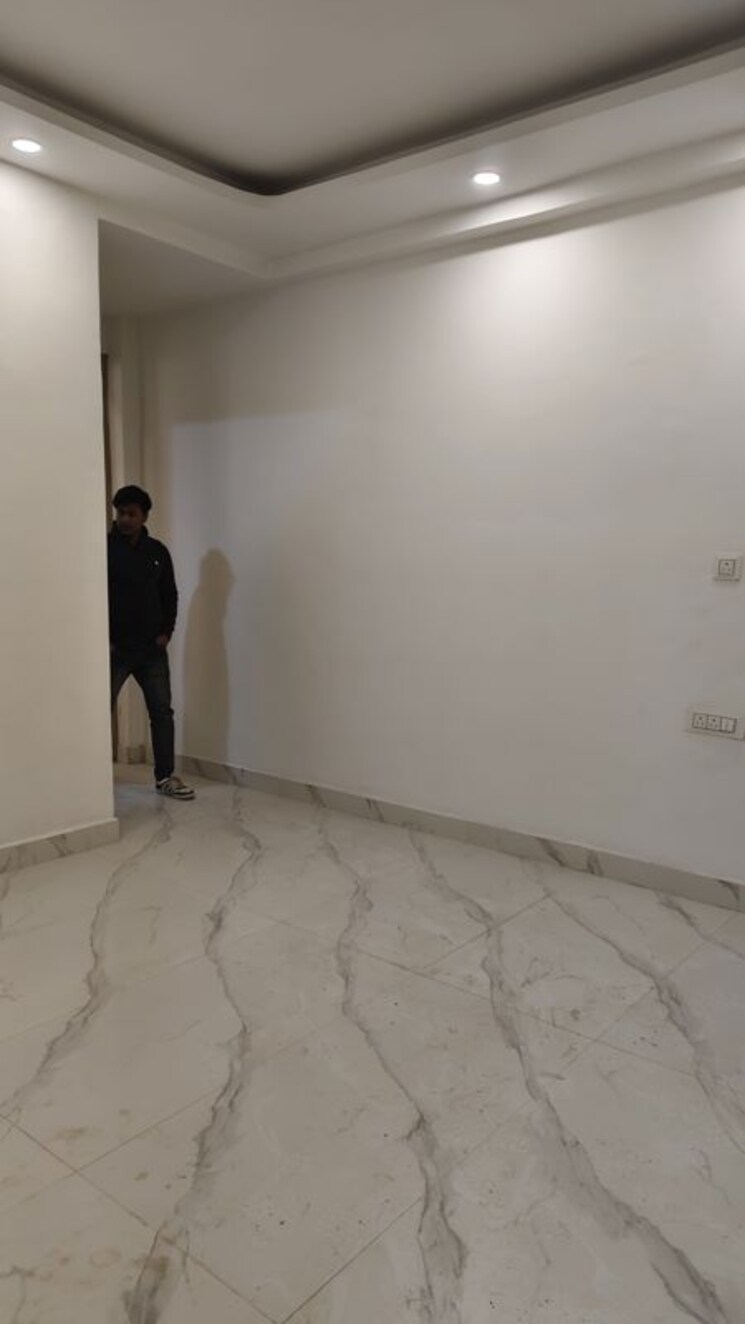 Room, saket 1 Bedroom 500 Sq.Ft. Builder Floor In Saket Delhi 9817376