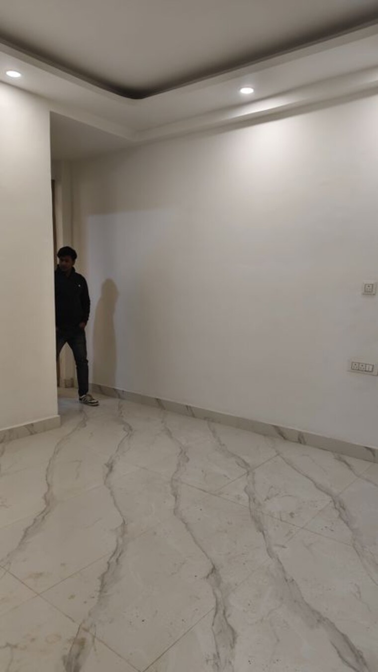 Room, saket 1 Bedroom 500 Sq.Ft. Builder Floor In Saket Delhi 9817376