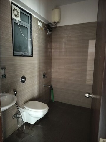 Bathroom in 3 BHK Apartment at Amanora Future Towers, Hadapsar – for Sale