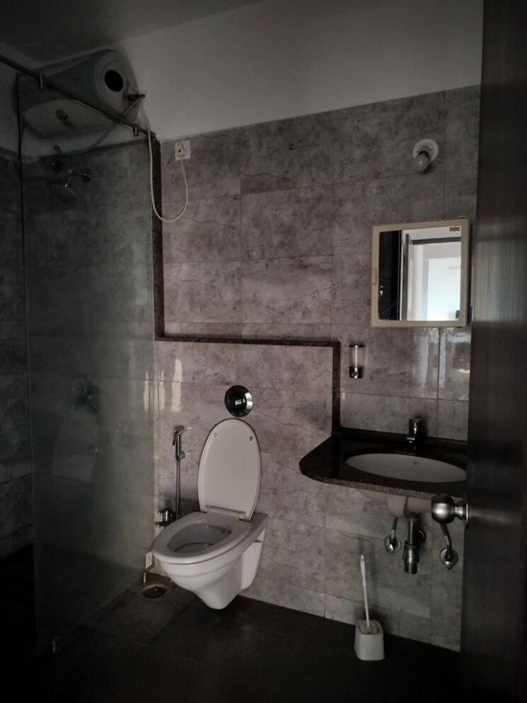 Bathroom, amanora-future-towers 3 Bedroom 1550 Sq.Ft. Apartment In Hadapsar Pune 9817396