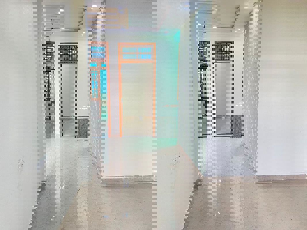 Building Lobby in 2 BHK Independent House at Gomti Nagar – for Sale