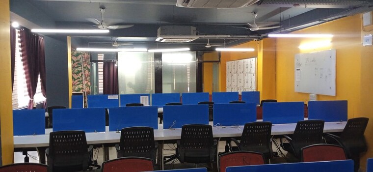 Team Area, mahavir enclave 1 Commercial Office Space 1800 Sq.Ft. In Mahavir Enclave 1 Delhi 9817452