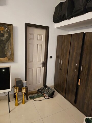 Master Bedroom in 3 BHK Apartment at Mirchandani Palms, Rahatani – for Sale