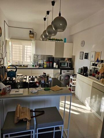 Master Bedroom in 3 BHK Apartment at Mirchandani Palms, Rahatani – for Sale