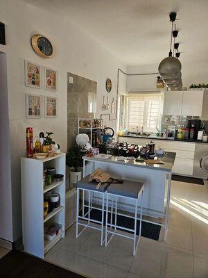 Master Bedroom in 3 BHK Apartment at Mirchandani Palms, Rahatani – for Sale