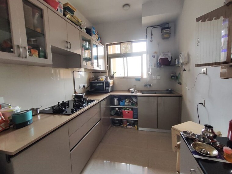 Kitchen, hiranandani-delanna 2 Bedroom 730 Sq.Ft. Apartment In Ghodbunder Road Thane 9817508