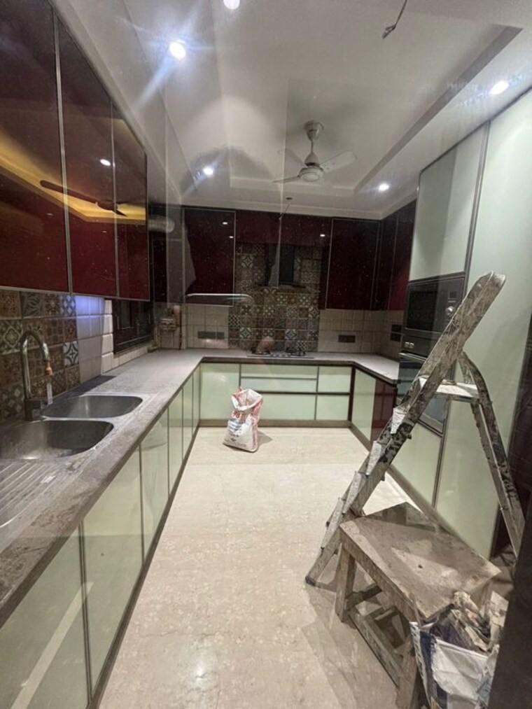 Balcony, saket 4 Bedroom 1800 Sq.Ft. Builder Floor In Saket Delhi 9817627