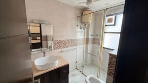 Bathroom in 3 BHK Builder Floor at Safdarjung Enclave – for Rent
