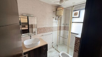Bathroom in 3 BHK Builder Floor at Safdarjung Enclave – for Rent