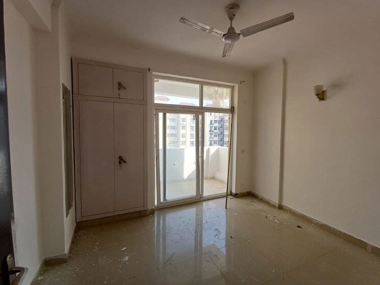 Room, sikka-kimantra-greens 3.5 Bedroom 1555 Sq.Ft. Apartment In Sector 79 Noida 9817631
