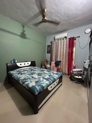Bedroom in 2 BHK Apartment at Om Saidham CHS, Kalyan East – for Rent