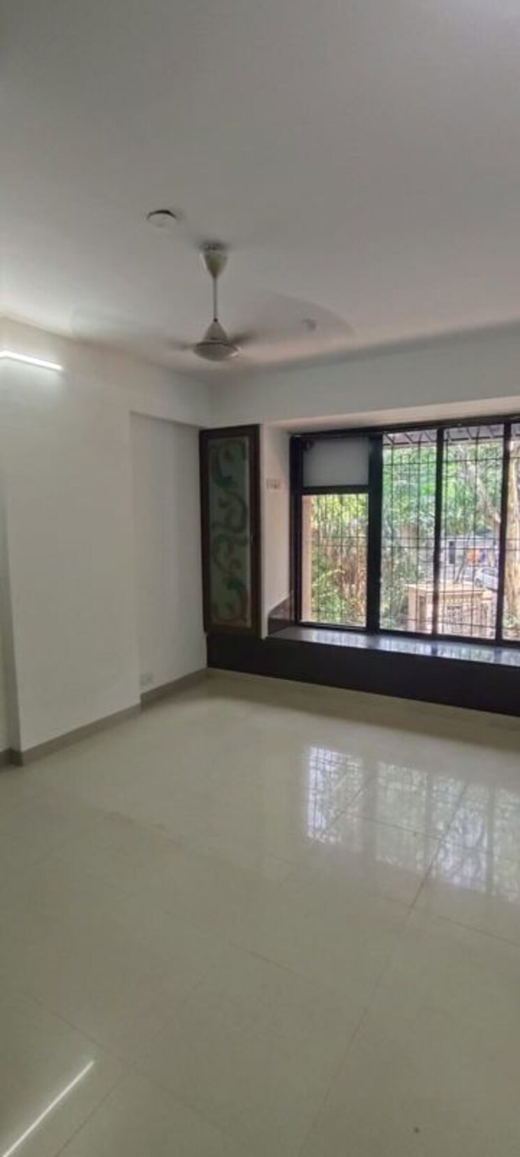 Room, ajmera-golden-rays 3 Bedroom 1100 Sq.Ft. Apartment In Andheri West Mumbai 9817651