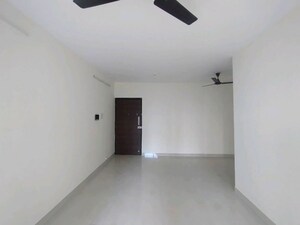 Room in 2 BHK Apartment at Veena Serenity, Chembur – for Rent