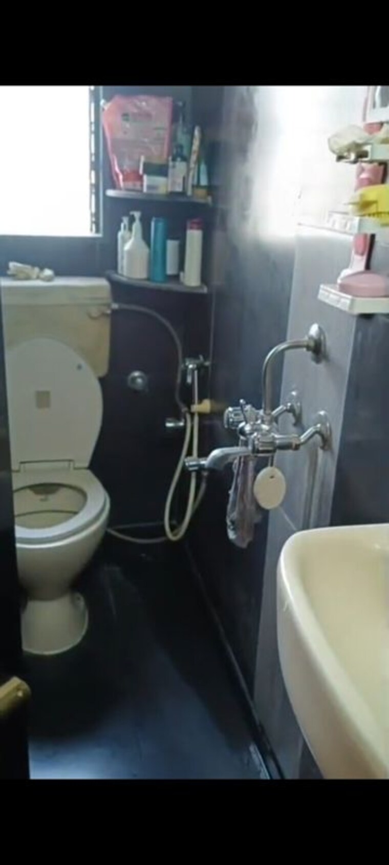 Bathroom, andheri east 1 Bedroom 600 Sq.Ft. Apartment In Andheri East Mumbai 9817937