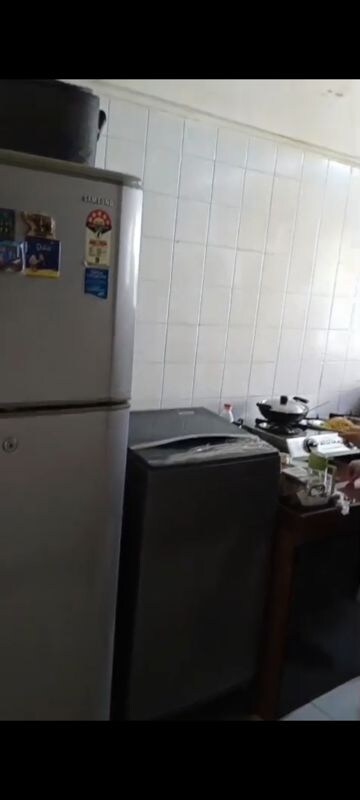 Team Area in 1 BHK Apartment at Andheri East – for Rent