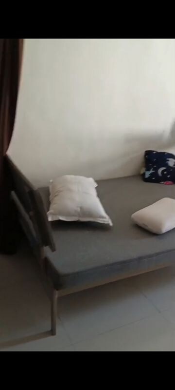 Furnished Amenities in 1 BHK Apartment at Andheri East – for Rent