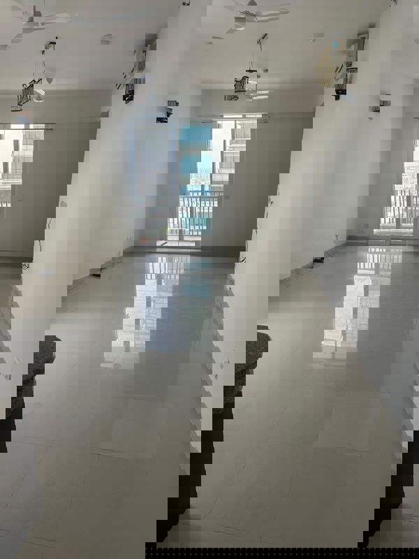 2 BHK Apartment For Sale in Emaar The Palm Drive-Palm Studios