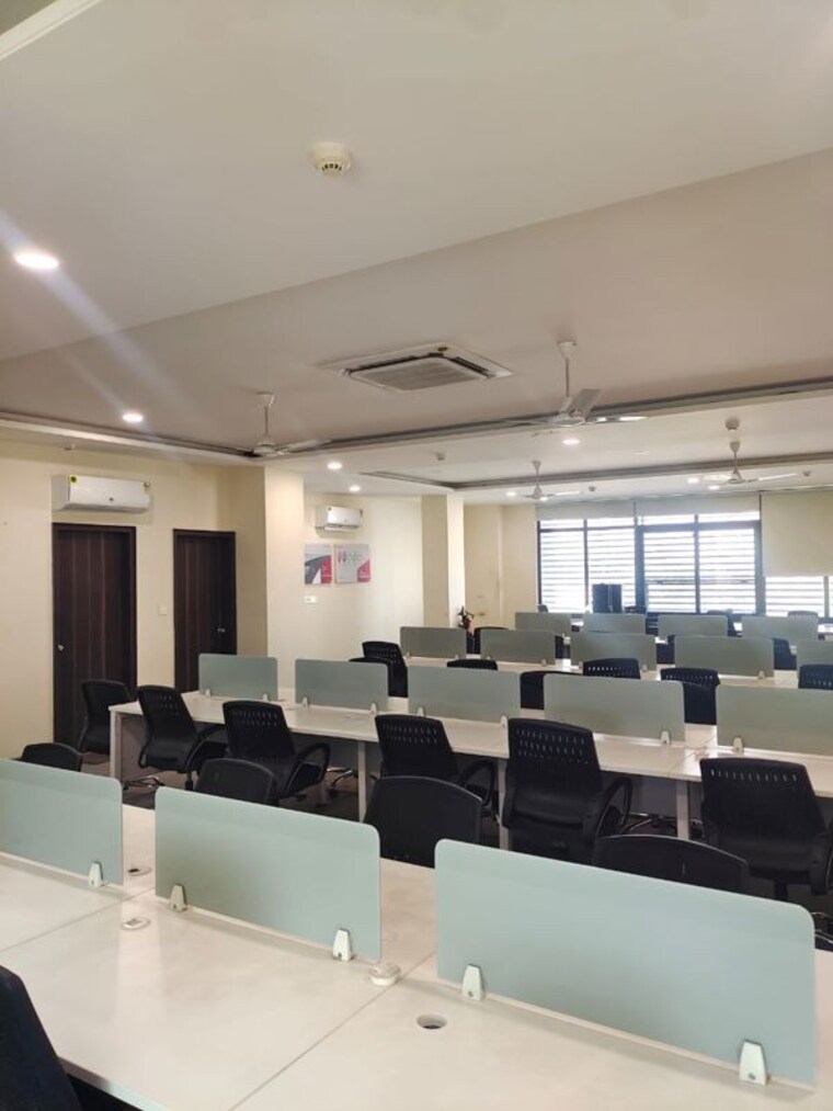 Team Area, mansarovar Commercial Office Space in IT/SEZ 5500 Sq.Ft. In Mansarovar Jaipur 9818048
