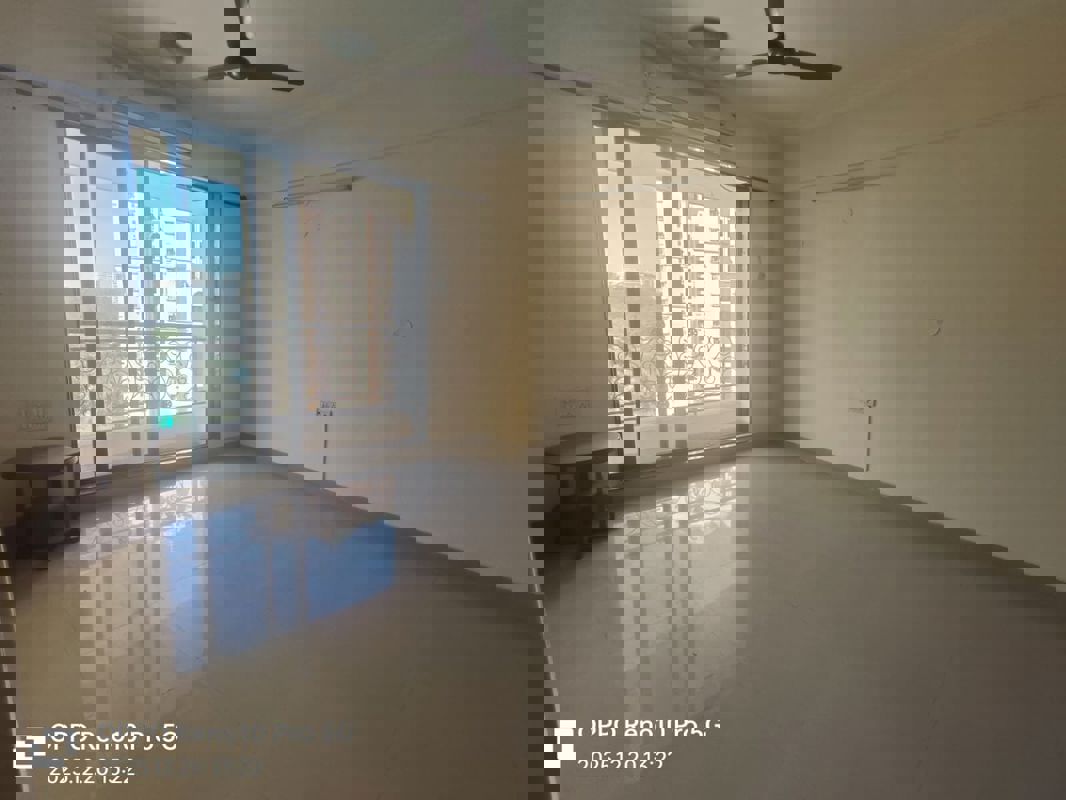 3 BHK 1500 Sq.Ft. Apartment in Lake Primrose