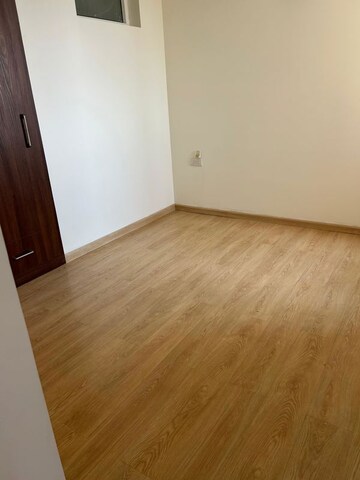 Room in 3 BHK Apartment at Emaar The Palm Drive-The Premier Terraces, Sector 66 – for Rent