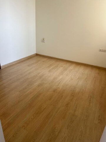 Room in 3 BHK Apartment at Emaar The Palm Drive-The Premier Terraces, Sector 66 – for Rent