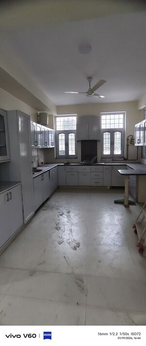 Kitchen in 4 BHK Independent House at Sector 48 – for Rent