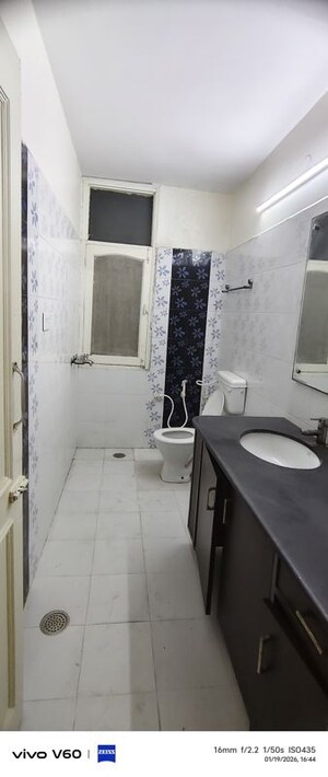 Bathroom in 4 BHK Independent House at Sector 48 – for Rent