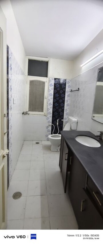 Bathroom in 4 BHK Independent House at Sector 48 – for Rent