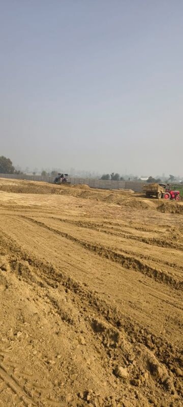 Plot Area in  Plot at Kasna Industrial Area, Kasna – for Sale