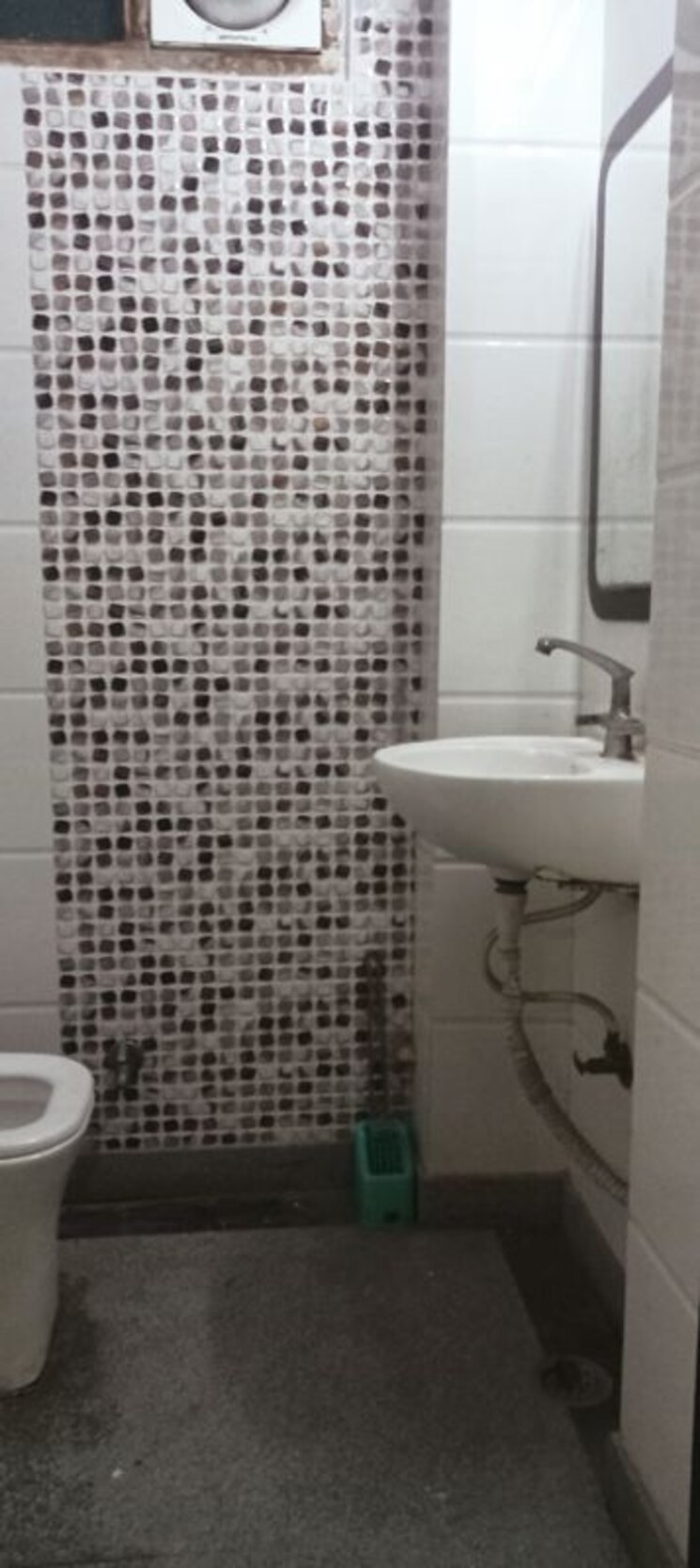 Bathroom, panchsheel vihar 2 Bedroom 800 Sq.Ft. Builder Floor In Panchsheel Vihar Delhi 9818140