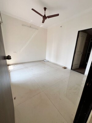 Room in 2 BHK Apartment at Kharghar – for Rent