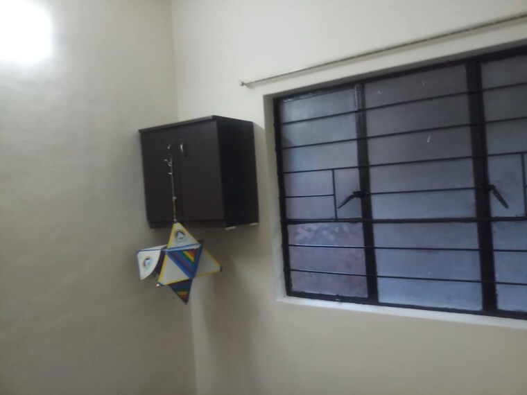Room, gokul-chs-kothrud 1 Bedroom 550 Sq.Ft. Apartment In Kothrud Pune 9818142