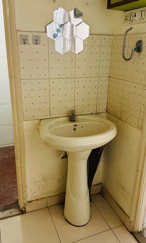 Bathroom in 1 BHK Apartment at Karve Nagar – for Rent