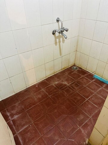 Bathroom in 1 BHK Apartment at Karve Nagar – for Rent