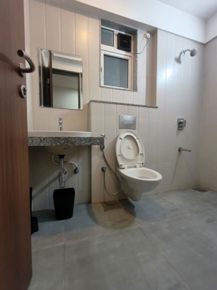 Bathroom, sheth-vasant-lawns 3 Bedroom 1260 Sq.Ft. Apartment In Laxmi Nagar Thane 9818151