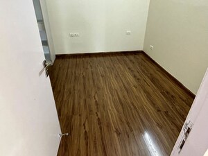 Room in 3 BHK Apartment at Emaar The Palm Drive-The Premier Terraces, Sector 66 – for Sale