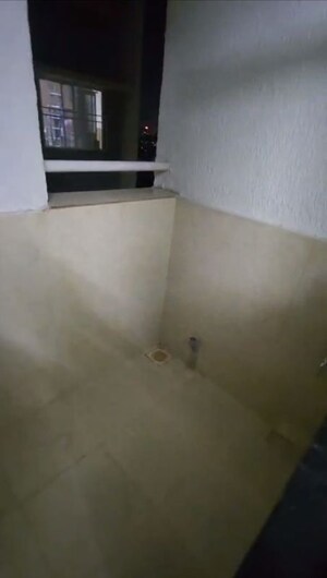 Room in 2.5 BHK Apartment at Kolte Patil Life Republic, Hinjewadi – for Rent