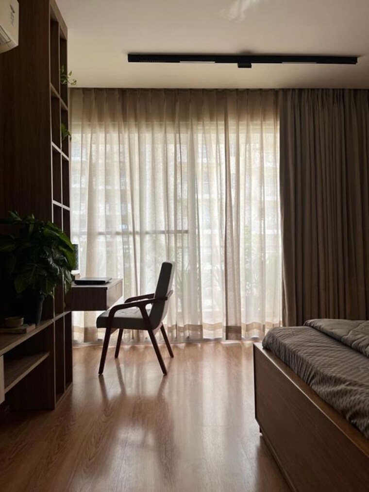 Master Bedroom, experion-the-heart-song 4 Bedroom 2631 Sq.Ft. Apartment In Sector 108 Gurgaon 9818176